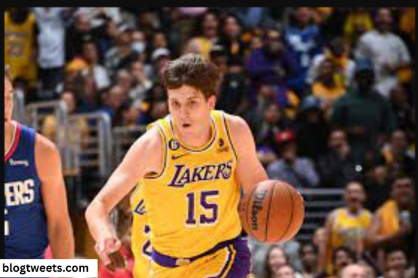 Austin Reaves ignites the Lakers’ transition to the starting lineup