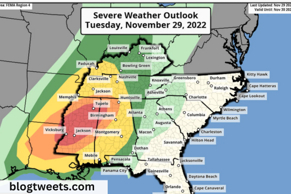 Thunderstorms and tornadoes could affect 40 million people in the central US